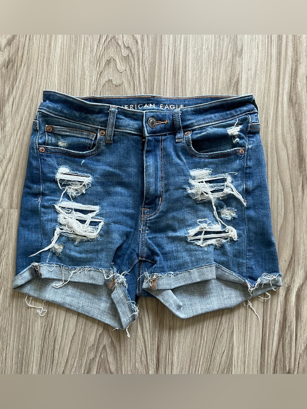 American Eagle High V-Rise Shortie Distressed Denim Shorts Size 6 Stretch